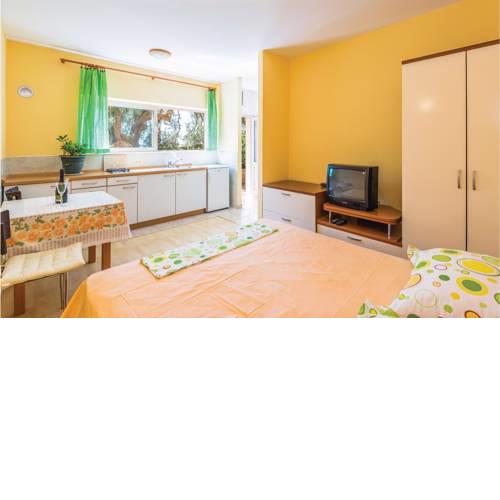0-Bedroom Apartment in Makarska