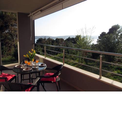 1 bedroom apartment Selina