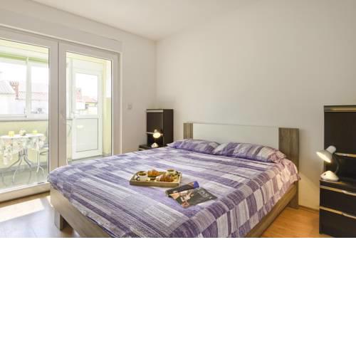 2 bedroom apartment Marq with balcony