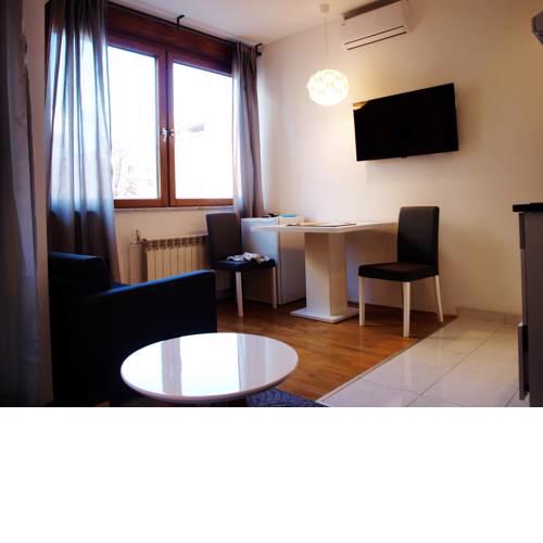 2G Apartments