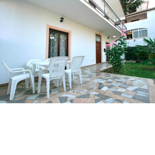 3-Bedroom Apartment in Porec Spadici