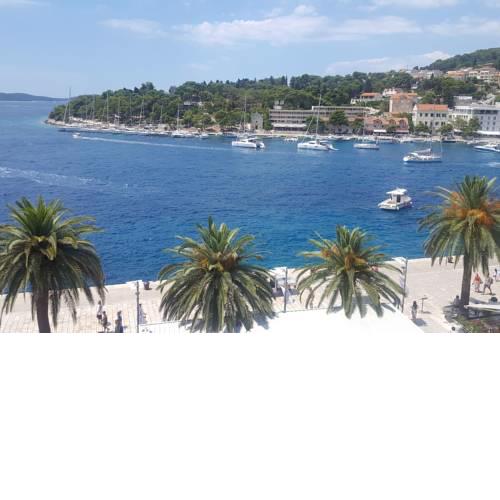 4. A beautiful apartment with a sea view