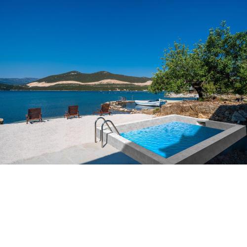 5* Beachfront Villa Olive Mill