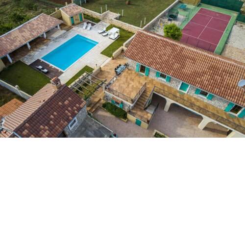 5* Villa Adele with pool, jacuzzi and tennis court