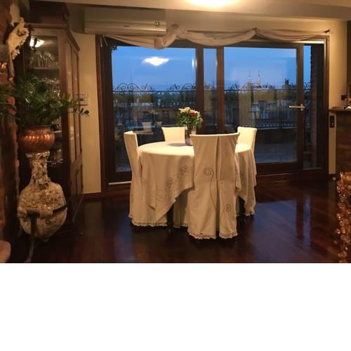 5th Element-Luxury Apartment