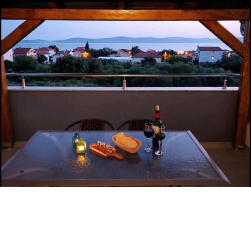 A three bedroom apartment with sea view