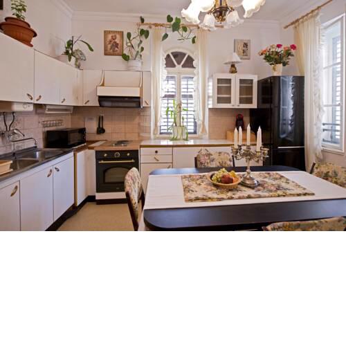 A2 - apartment in the very heart of Split