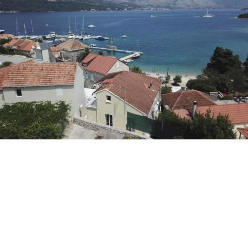 A2-apartment 50m from the beach with the sea view