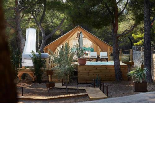 Abeille Maison Glamping Resort Zlatni Rat -Adults Only
