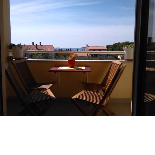 Two-bedroom Adria apartment with sea view