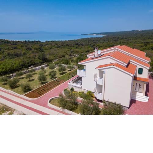 Agata Apartments