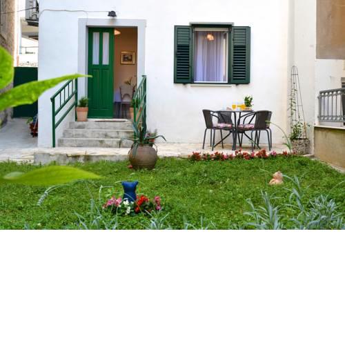 AKS apartment, Split - CENTER