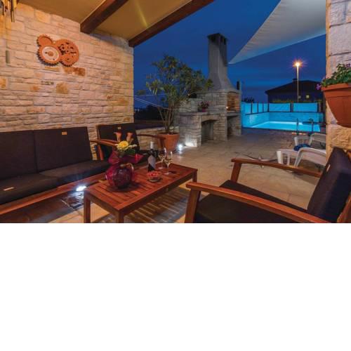 Alba ****apartment with heated swimming pool