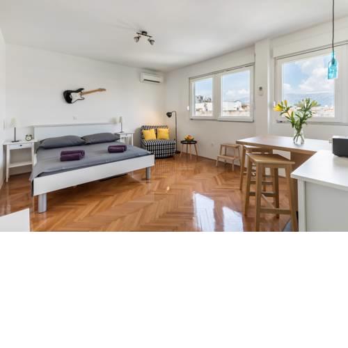 ALDOs apartment