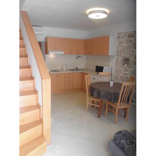 Aleta Apartment II