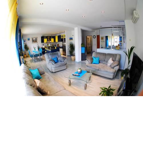 LUNA Apartments