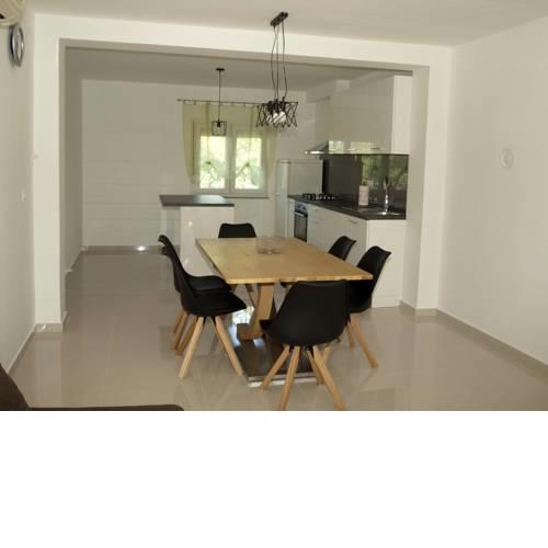 ALL NEW apartment Ema