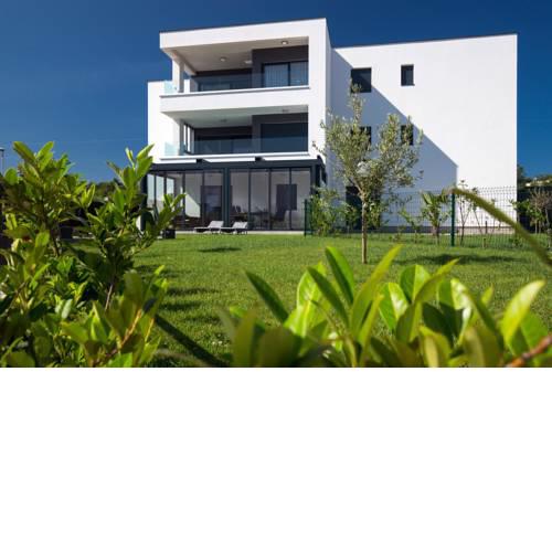 Amarru Deluxe Apartments