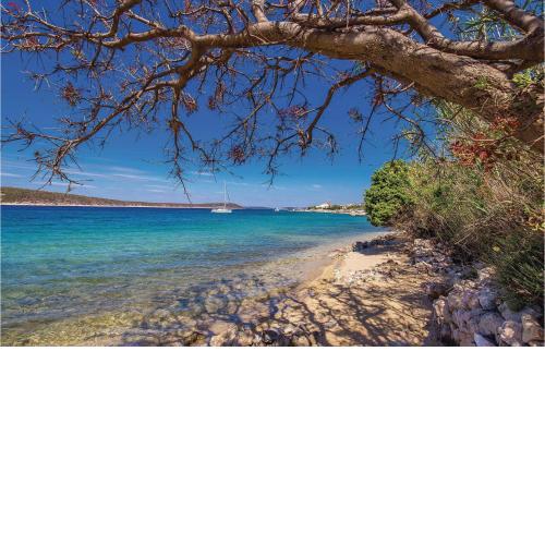 Amazing apartment in Barbat na Rabu with WiFi and 2 Bedrooms