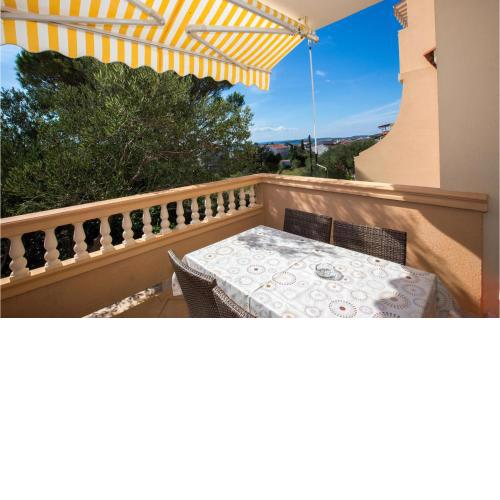 Amazing apartment in Barbat with 2 Bedrooms