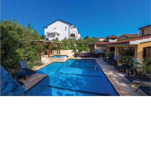 Amazing apartment in Brodarica with Outdoor swimming pool and 1 Bedrooms