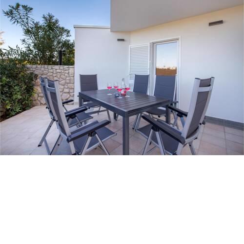 Amazing apartment in Kolanjski Gajac with 2 Bedrooms