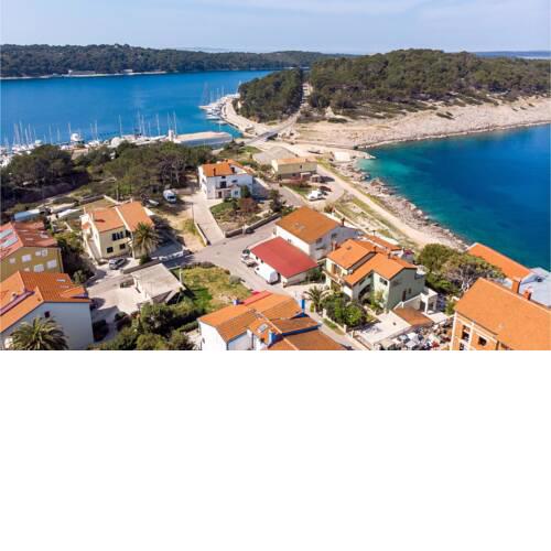 Amazing apartment in Mali Losinj with WiFi and 1 Bedrooms