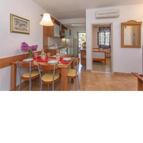 Amazing apartment in Milna with WiFi and 2 Bedrooms