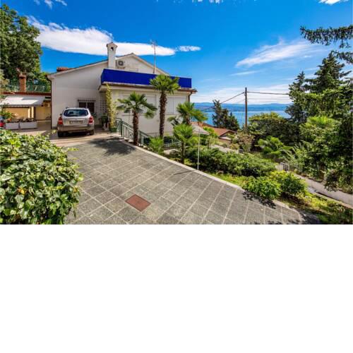 Amazing apartment in Opatija w/ WiFi and 2 Bedrooms
