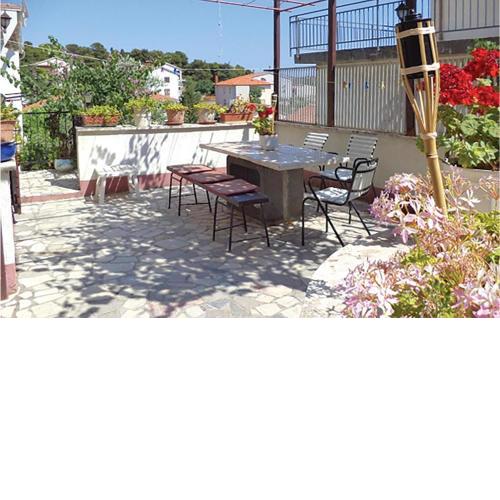 Amazing apartment in Pula with 2 Bedrooms
