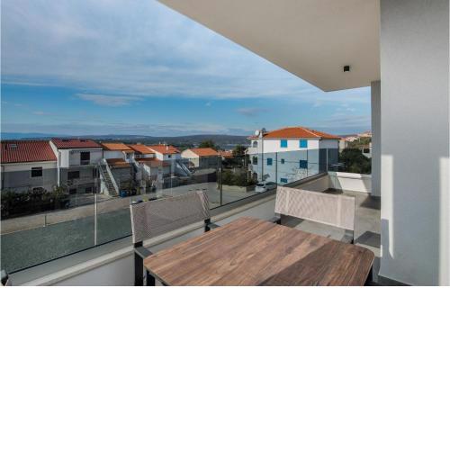 Amazing apartment in Punat with WiFi and 2 Bedrooms
