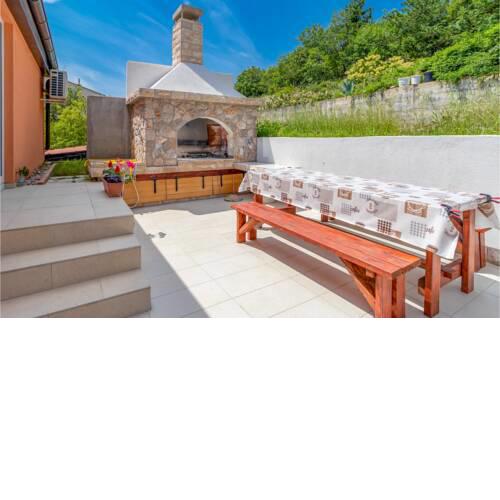 Amazing apartment in Sesvete w/ 2 Bedrooms
