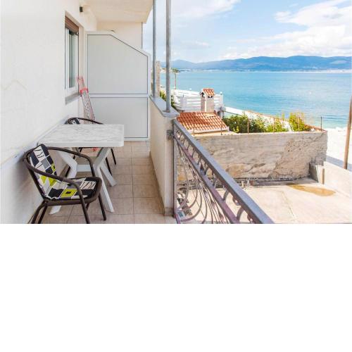 Amazing apartment in Slatine with 1 Bedrooms and WiFi