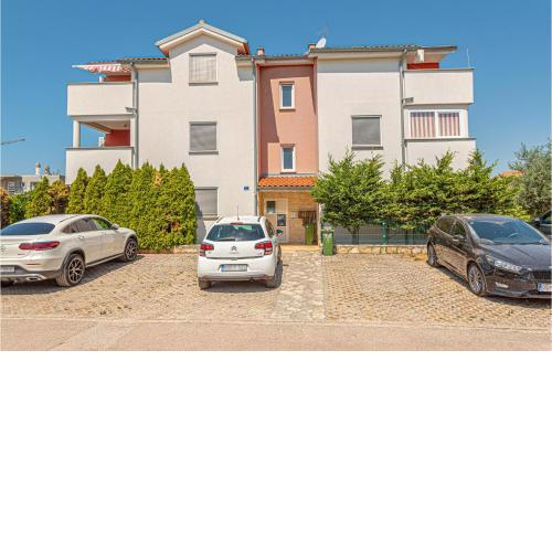 Amazing apartment in Srima with WiFi and 1 Bedrooms