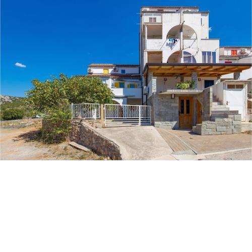 Amazing apartment in Stinica with WiFi and 1 Bedrooms