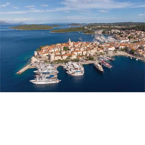 Amazing home in Blato w/ WiFi and 4 Bedrooms