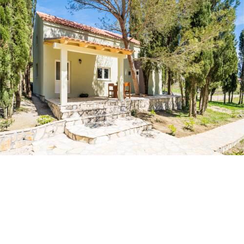 Amazing home in Gruda with Outdoor swimming pool, WiFi and 2 Bedrooms
