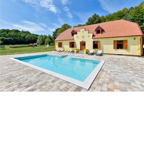 Amazing home in Konjscina with Outdoor swimming pool, WiFi and Heated swimming pool