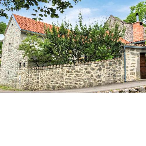 Amazing home in Novi Vinodolski with Jacuzzi and 1 Bedrooms