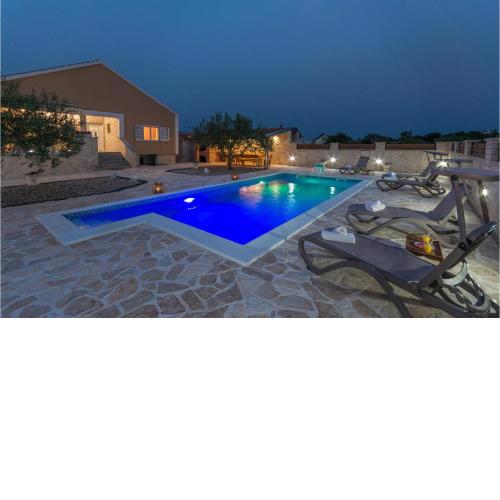 Amazing home in Polaca with WiFi, Outdoor swimming pool and Heated swimming pool