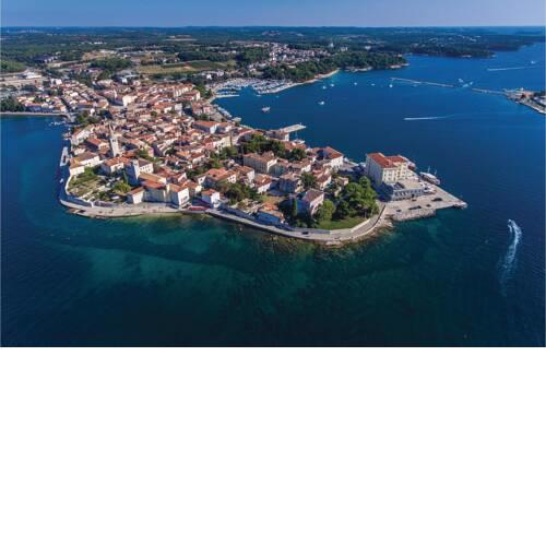 Amazing home in Porec with Outdoor swimming pool and 4 Bedrooms