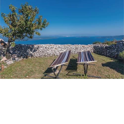 Amazing home in Predoscica w/ WiFi and 4 Bedrooms