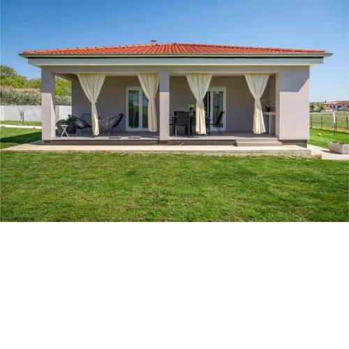 Amazing home in Radeki Glavica with 3 Bedrooms