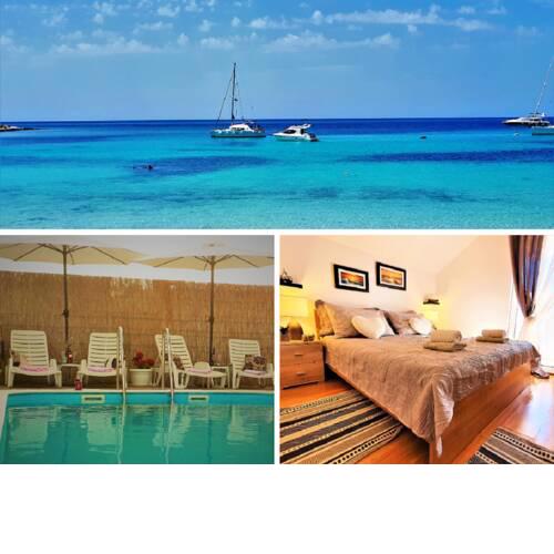 Anas lagoon holiday house with pool at azure beach