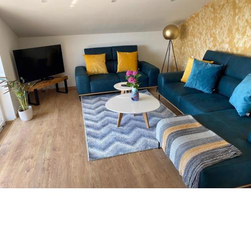 ANDREA, Premium three bedroom apartment, entire floor
