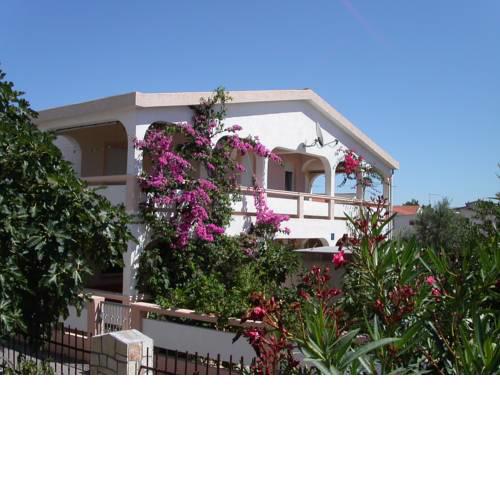 Apartements Delfin Vir