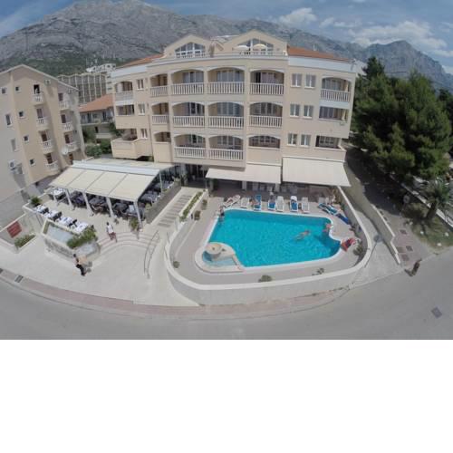 Aparthotel Milenij