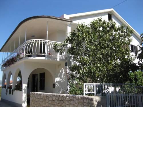 Apartma Ana Murter