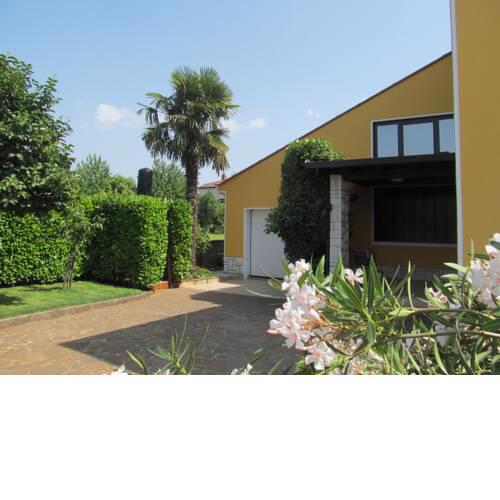 APARTMAJI ZVEZDICA ZASPANKA