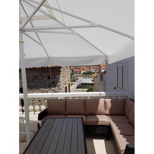 Apartman Tribunj Mate Jareb
